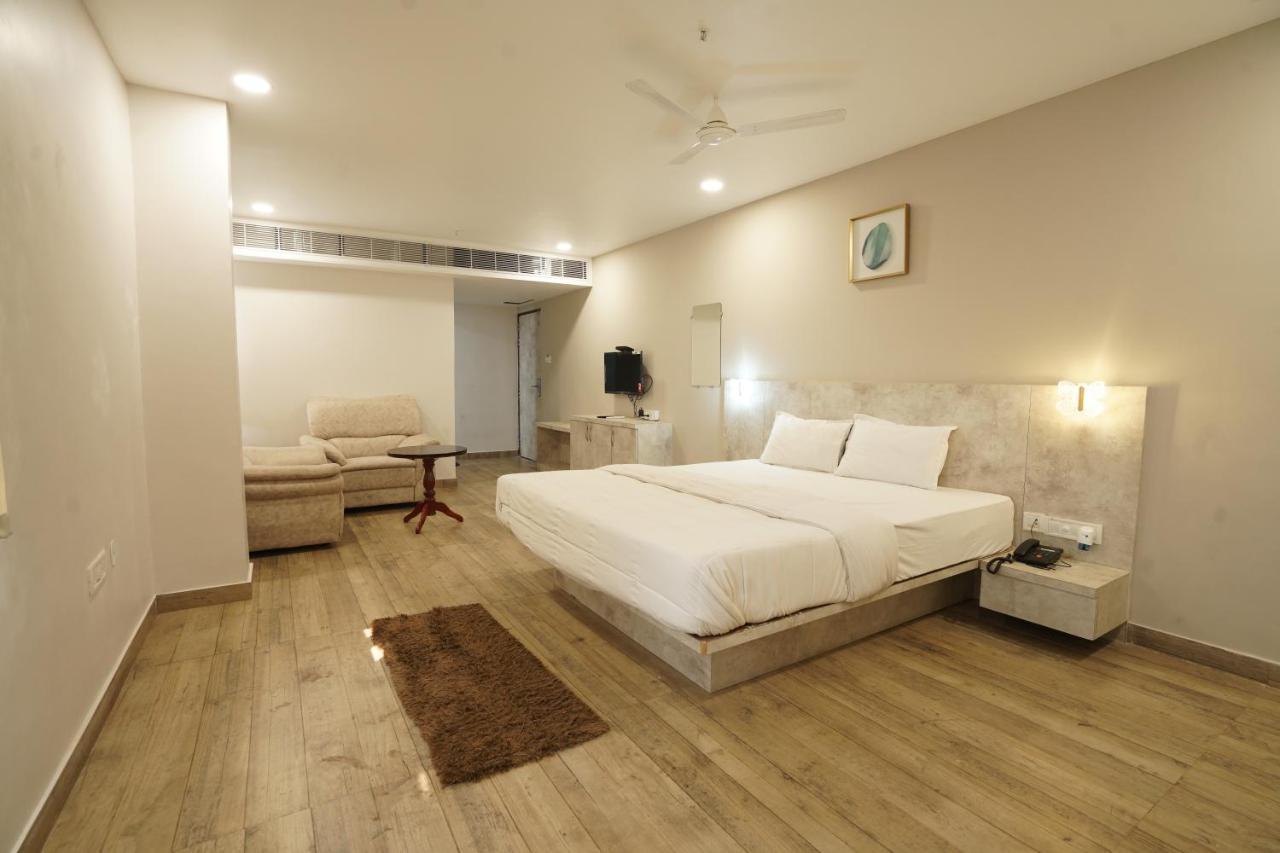 Hotel Trp Bliss Nizamabad Exterior foto